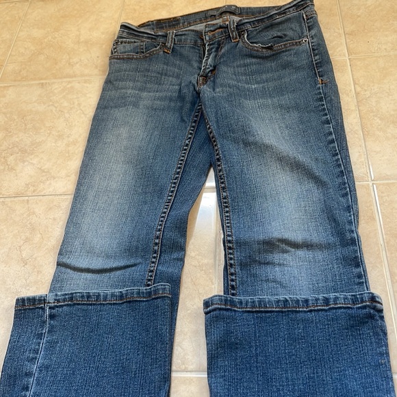 Levi’s jeans , low rise 524 boot cut - Picture 3 of 8
